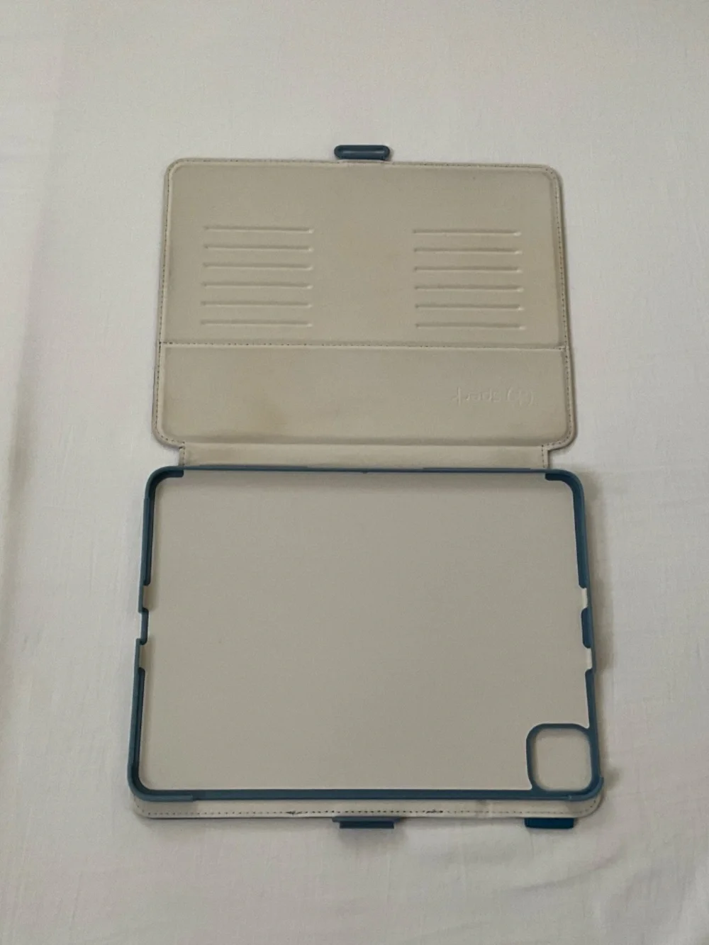 SPECK iPad Case Portfolio (11” iPad Pro 4th Gen) Blue